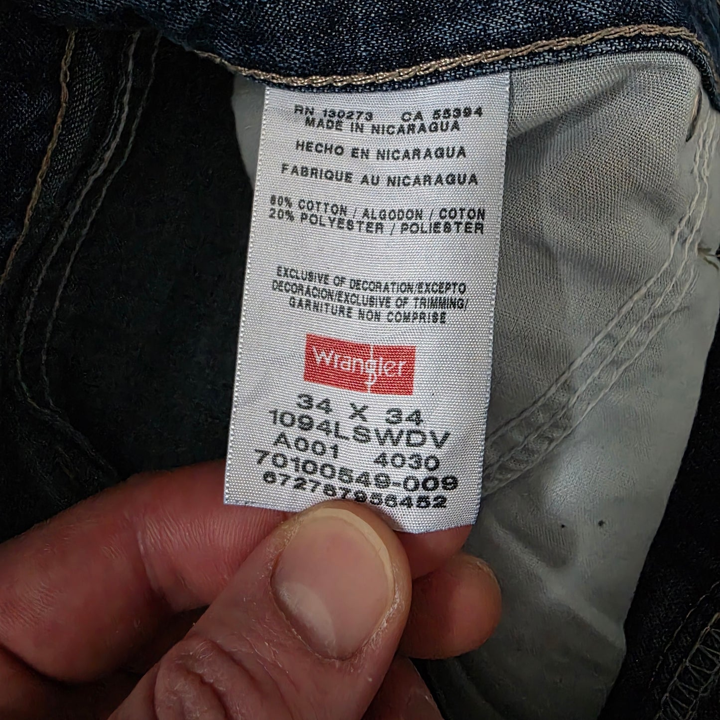 Wrangler carpenter straight leg blue denim jeans W34 L34 made in Nicaragua workwear