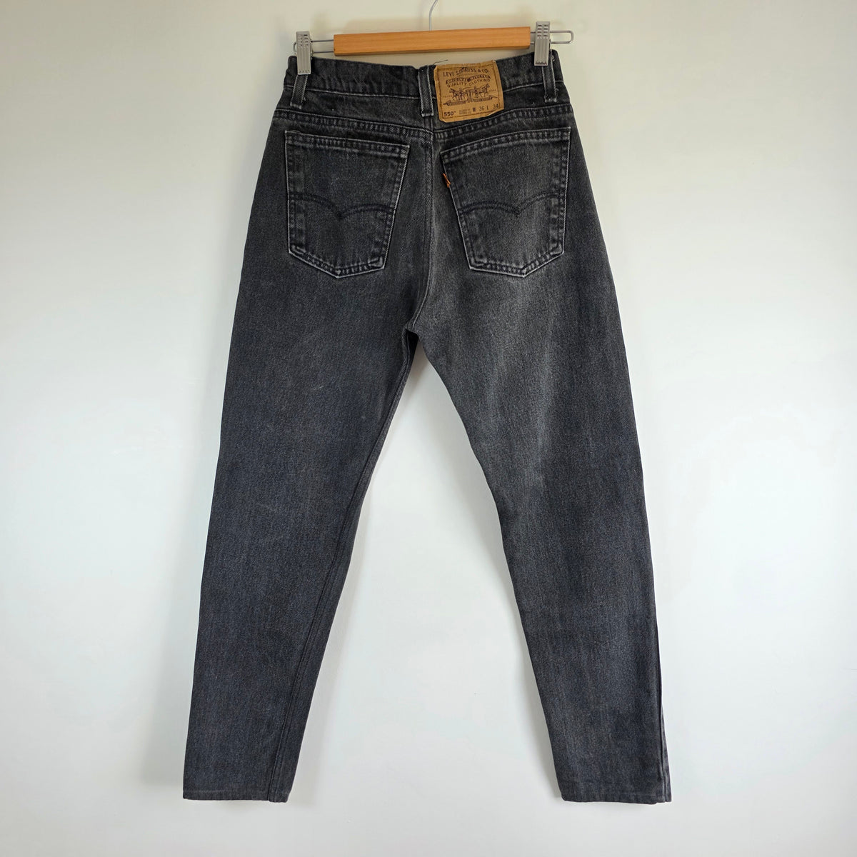 Vintage Levi's 550 Relaxed Fit Jeans W27 L28 (Tag W36 L34) Black Orange Tab USA?