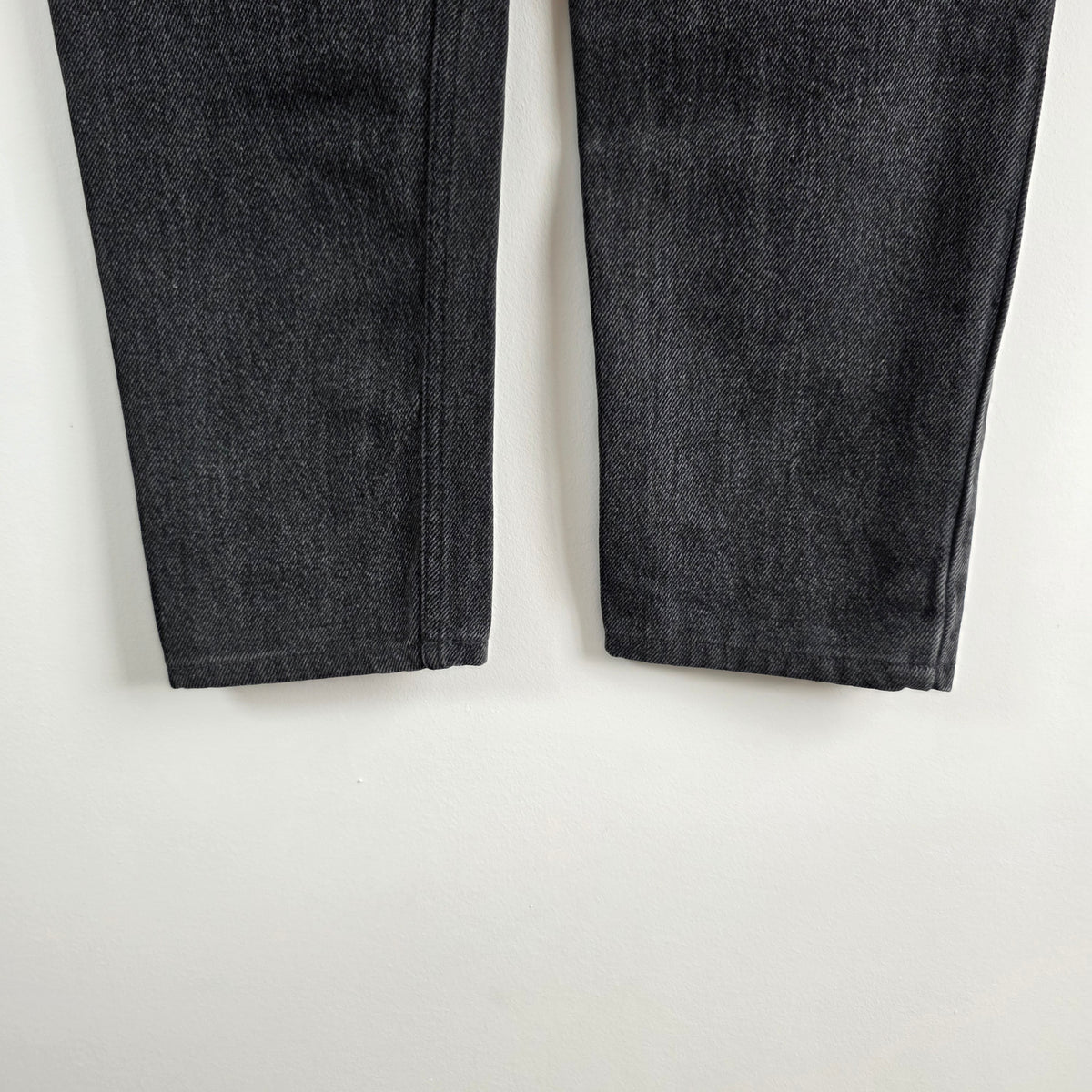 Vintage Levi's 550 Relaxed Fit Jeans W27 L28 (Tag W36 L34) Black Orange Tab USA?