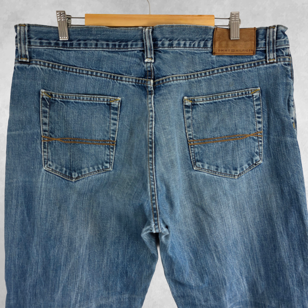 Tommy Hilfiger Jeans W38 L30 Blue Straight Leg Denim Men’s Cotton