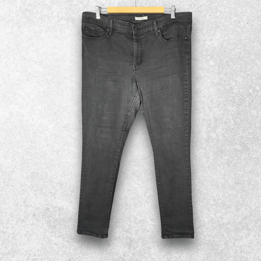 Levi’s 311 Shaping Skinny Jeans W36 L29 Washed Black Women’s (W34 L30 Tag)