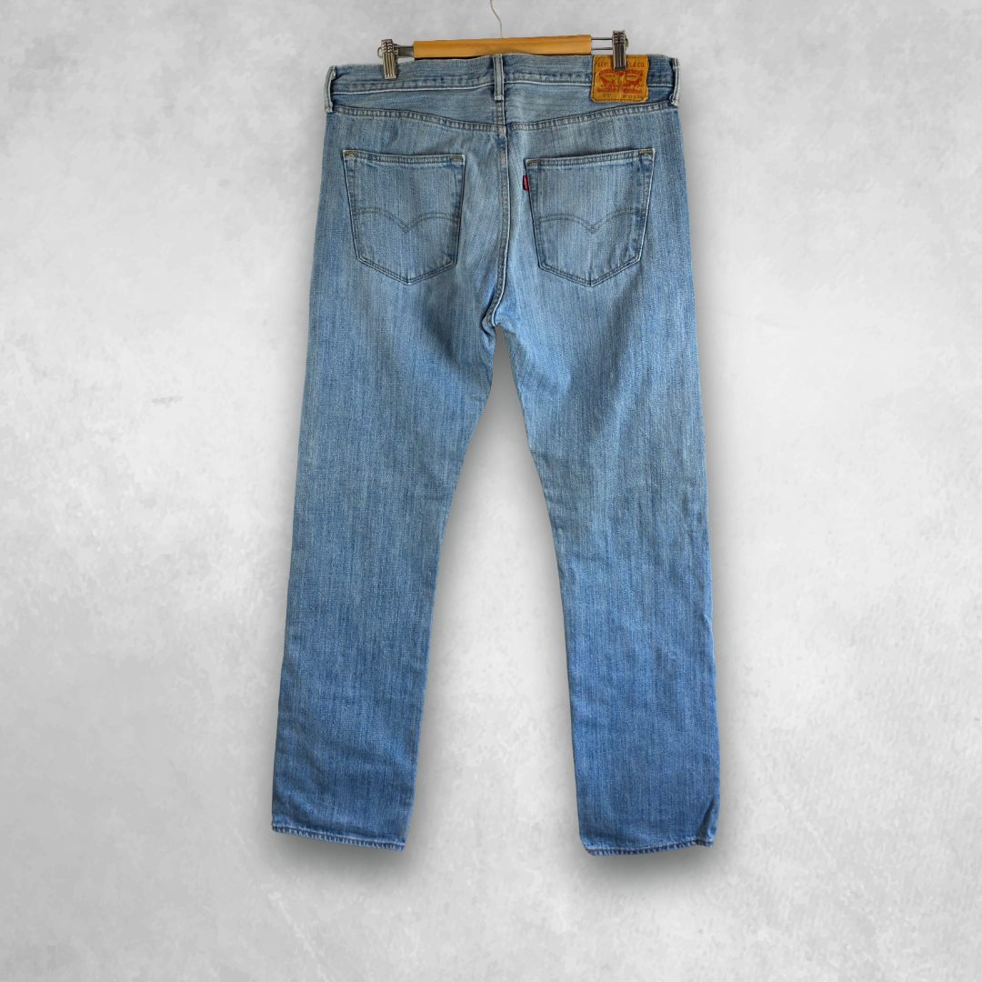 Levi’s 501 Jeans Mens W36 L34 Blue Straight Leg Button Fly Stacked Denim