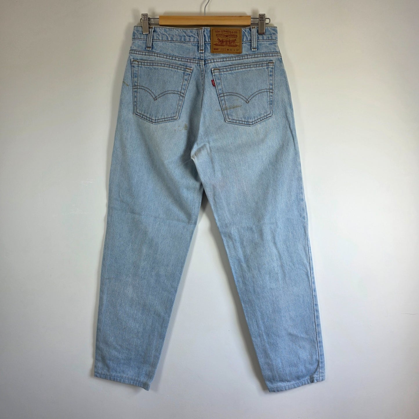 Vintage Levi’s 550 Jeans W30 L29.5 Blue Relaxed Tapered Mens 90s Made in Canada