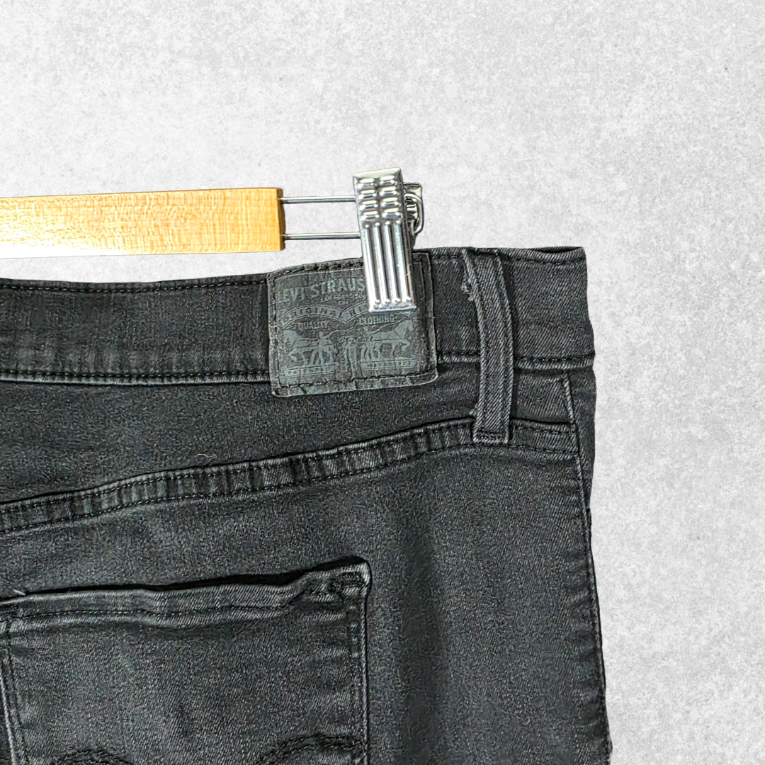 Levi’s 311 Shaping Skinny Jeans W36 L29 Washed Black Women’s (W34 L30 Tag)