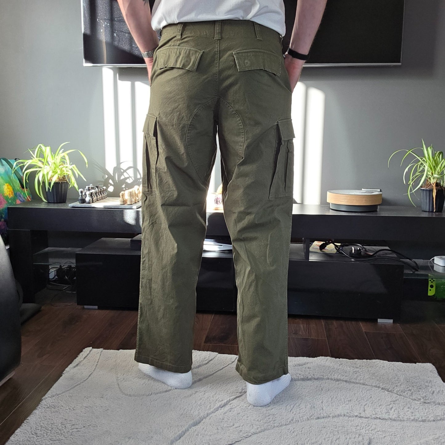 Nike SB Cargo Trousers Green Men’s Straight Fit 32 Drawstring Waist Skate
