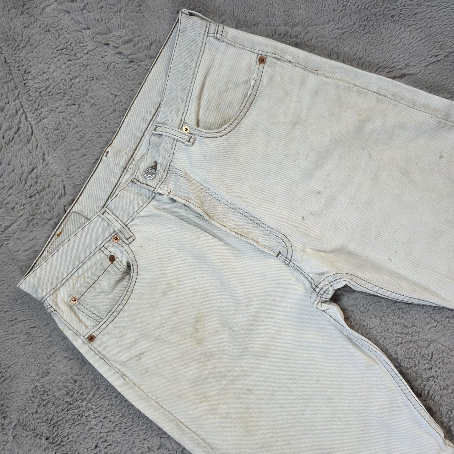 Levi’s 501 USA Made White Straight Jeans W34 L32 Distressed / Paint Marks