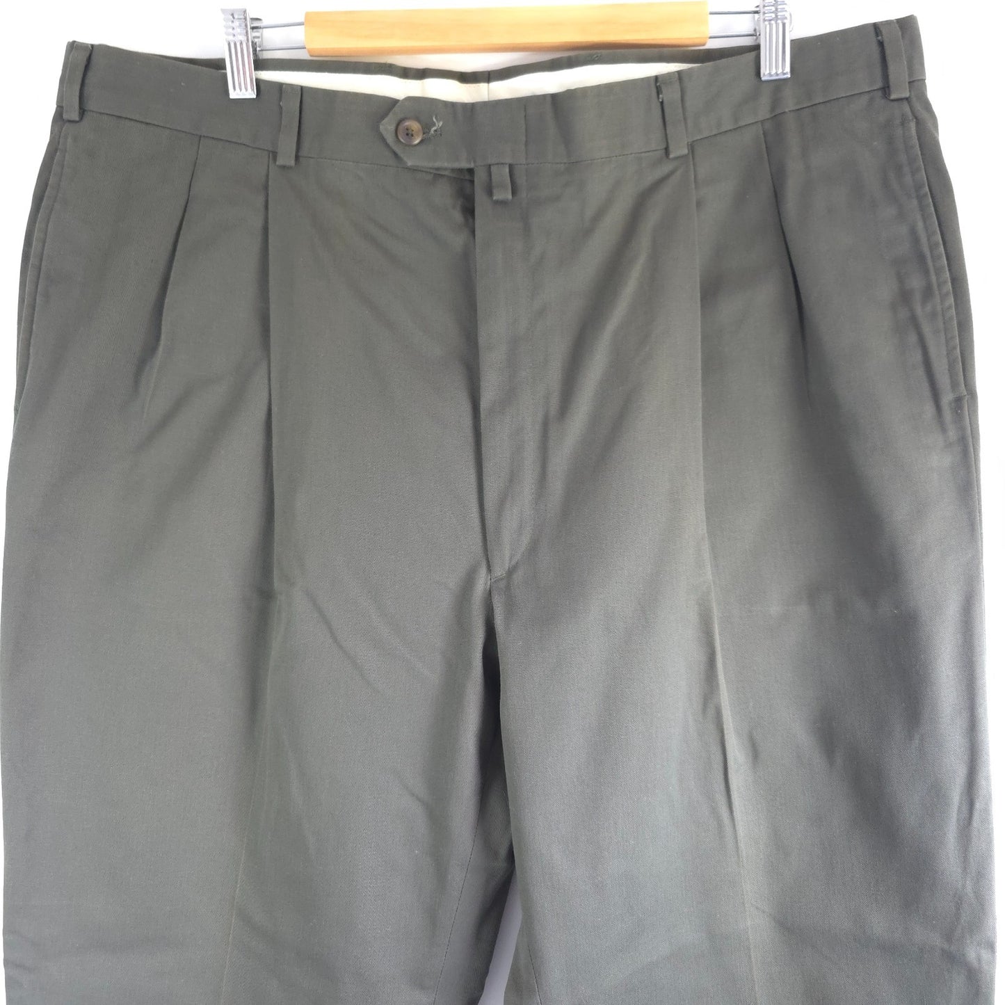 Vintage Tommy Hilfiger Pleated Chino Trousers W41 L30 Beige Khaki Preppy