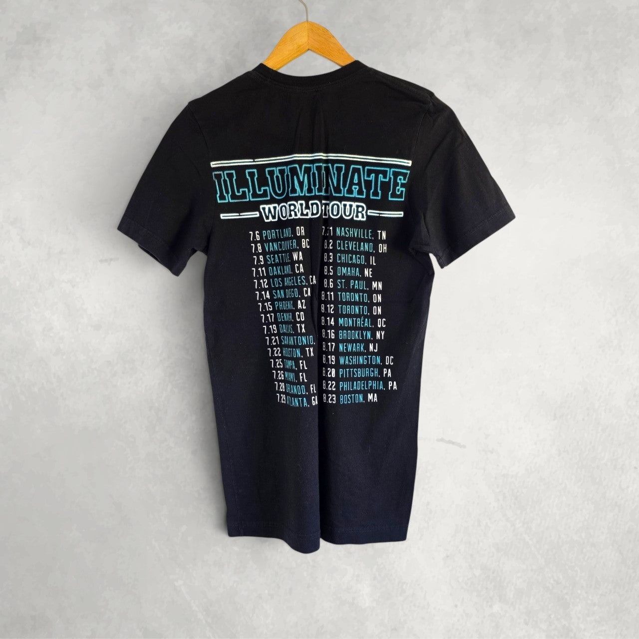 Shawn Mendes Illuminate World Tour Graphic T Shirt Black Small Pop Tee
