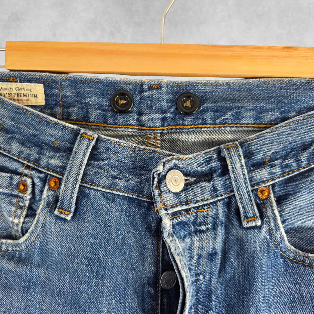 Levi’s 501 Jeans W29 L31 Blue Vintage Fade Button Fly Straight Leg Men’s