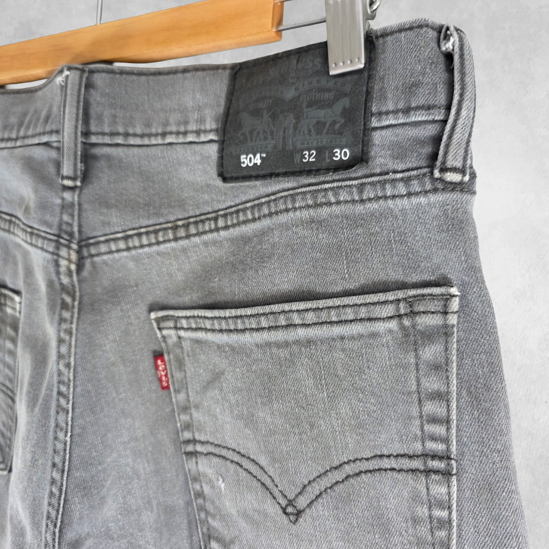 Levi’s 504 Straight Jeans Men’s W32 L29 Grey Faded Grunge Denim