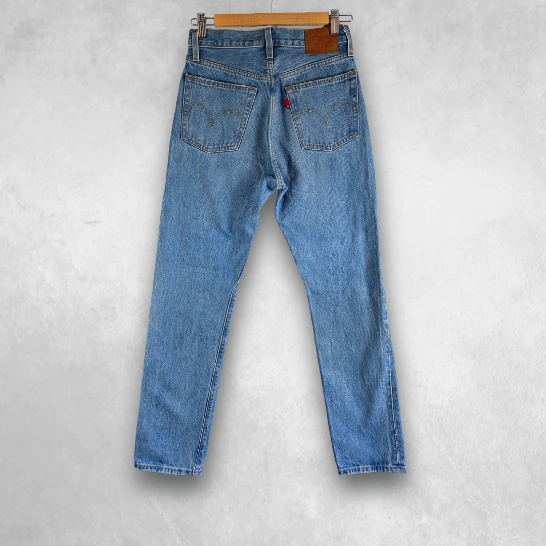 Levi’s 501 Jeans Women’s W25 L30 Blue Straight Mid Rise Distressed Denim