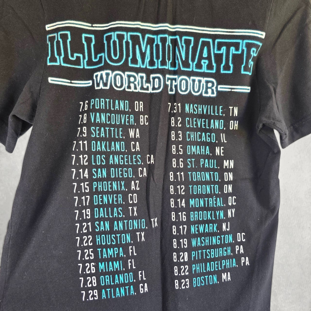 Shawn Mendes Illuminate World Tour Graphic T Shirt Black Small Pop Tee