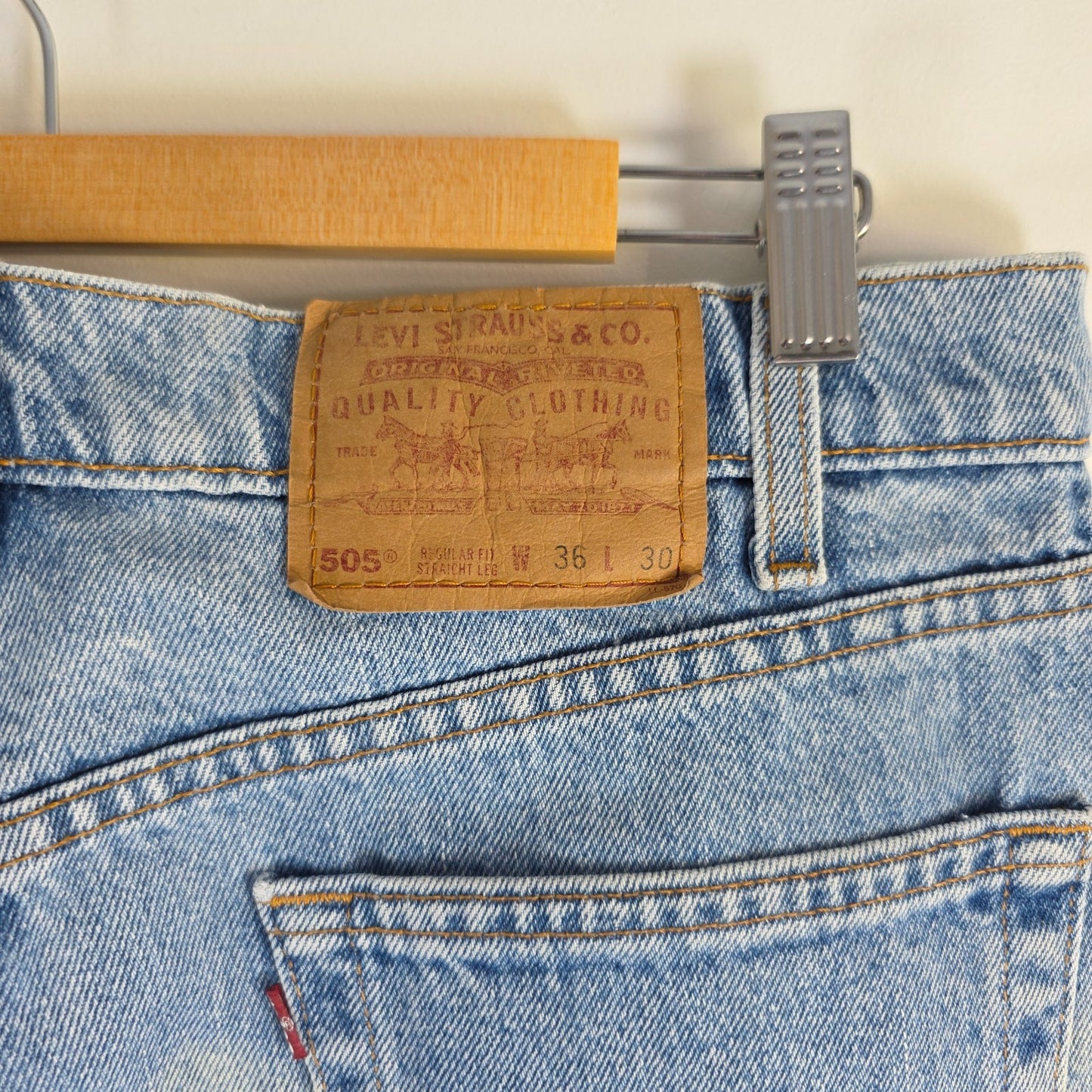 Vintage Levi’s 505 Jeans W34 L28 Blue Straight Leg USA Made Y2K 90s Distressed