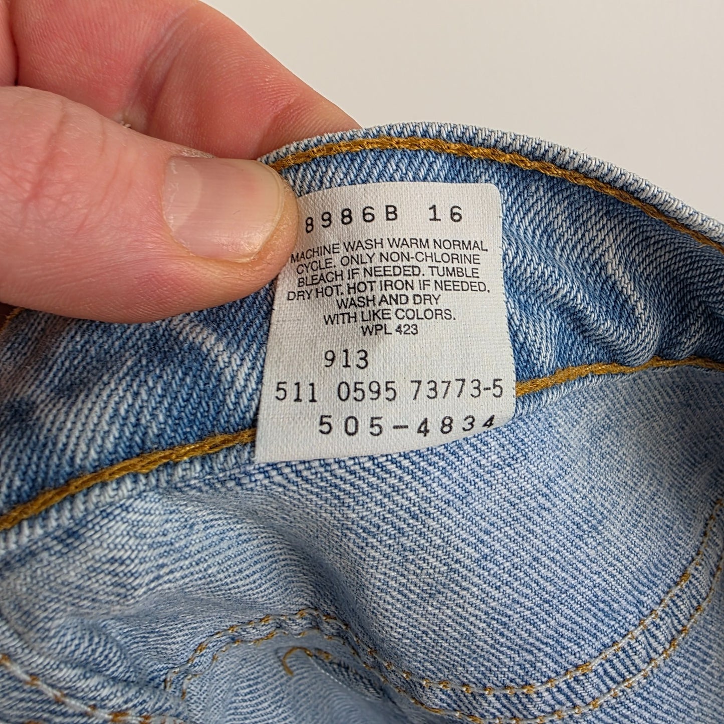 Vintage Levi’s 505 Jeans W36 L30 Blue Straight Leg USA Made Denim