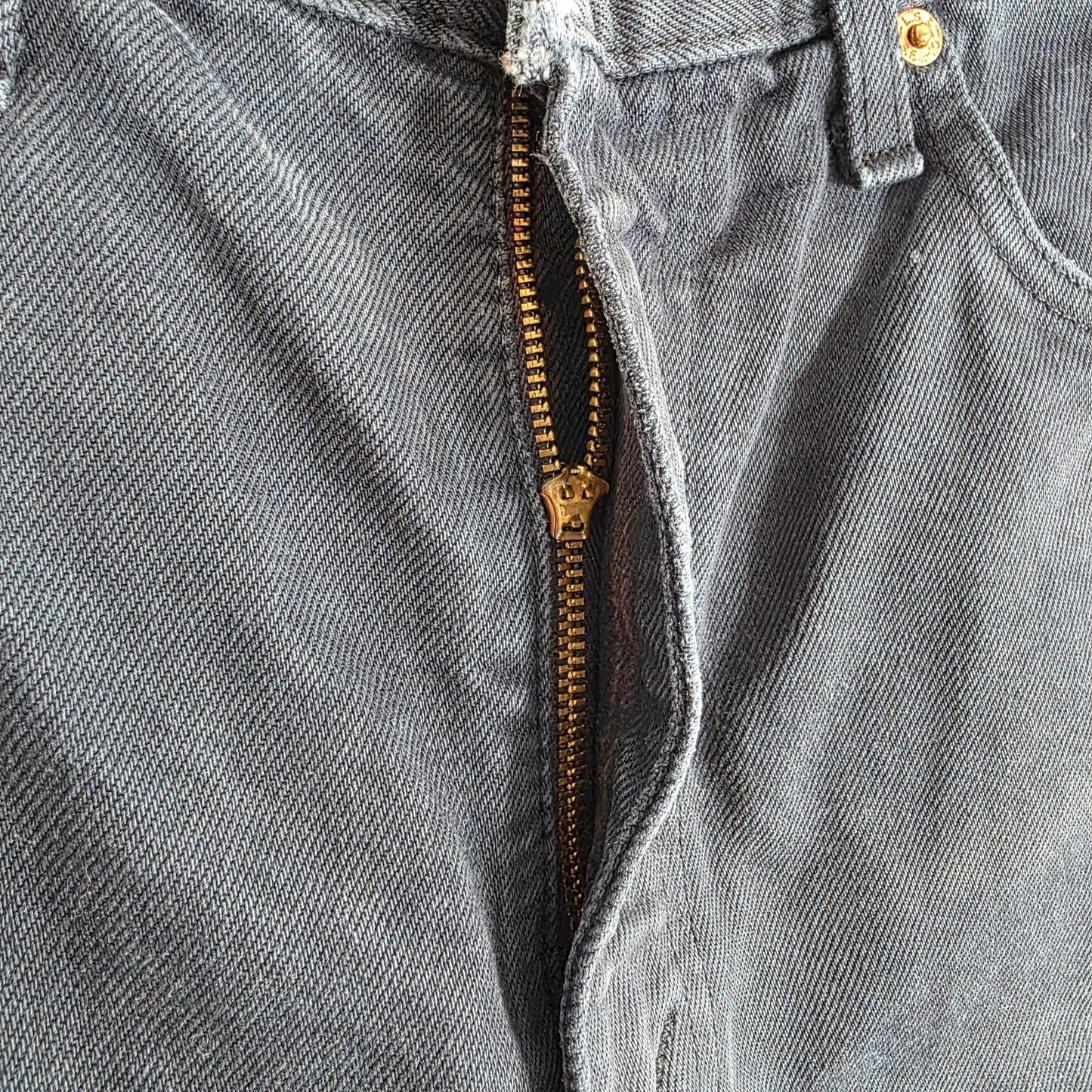 Vintage Levi’s 615 Jeans W31 L30 Blue Orange Tab 00s Men’s Denim