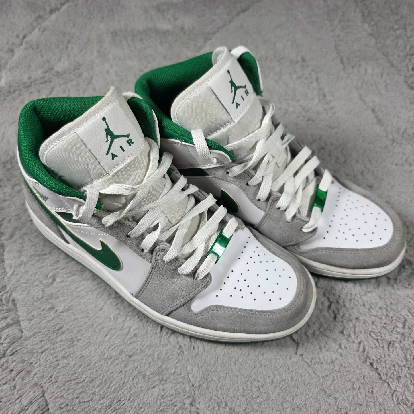 Nike Air Jordan 1 Mid SE UK 7 White Pine Green Smoke Grey DC7294-103
