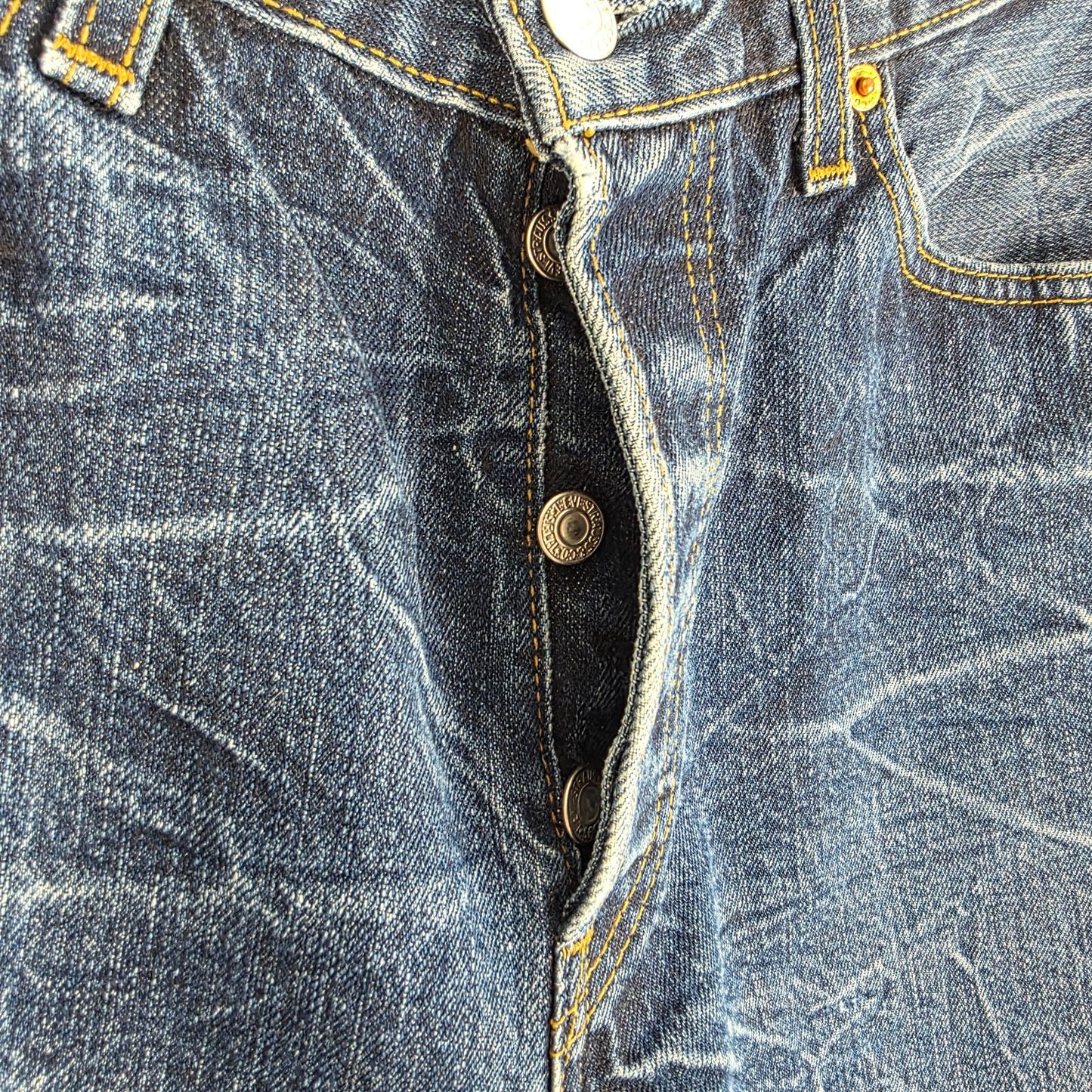 Levi’s 501 Jeans W29 L32 (Tagged W30) Blue Straight Men’s Distressed Denim