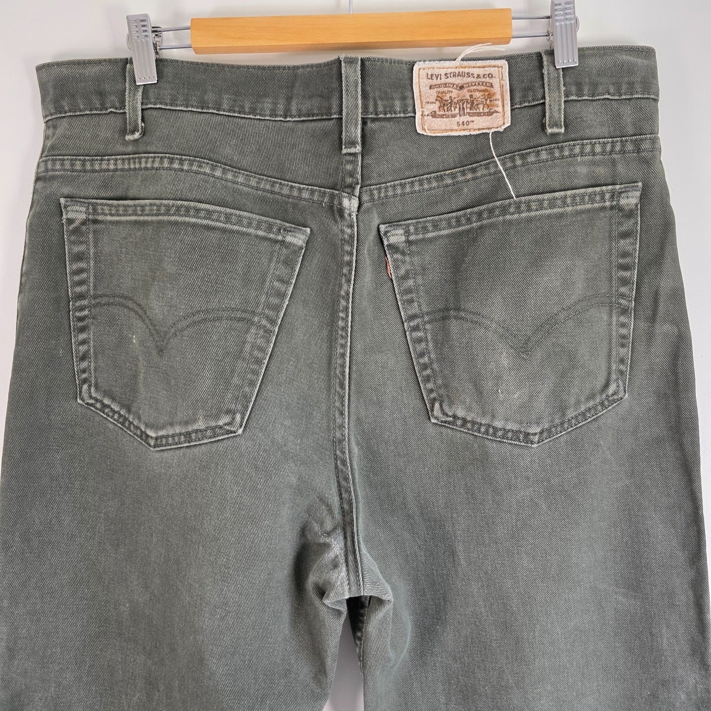 Vintage Levi’s 540 Jeans W38 L29 Grey Relaxed Fit USA Made Denim