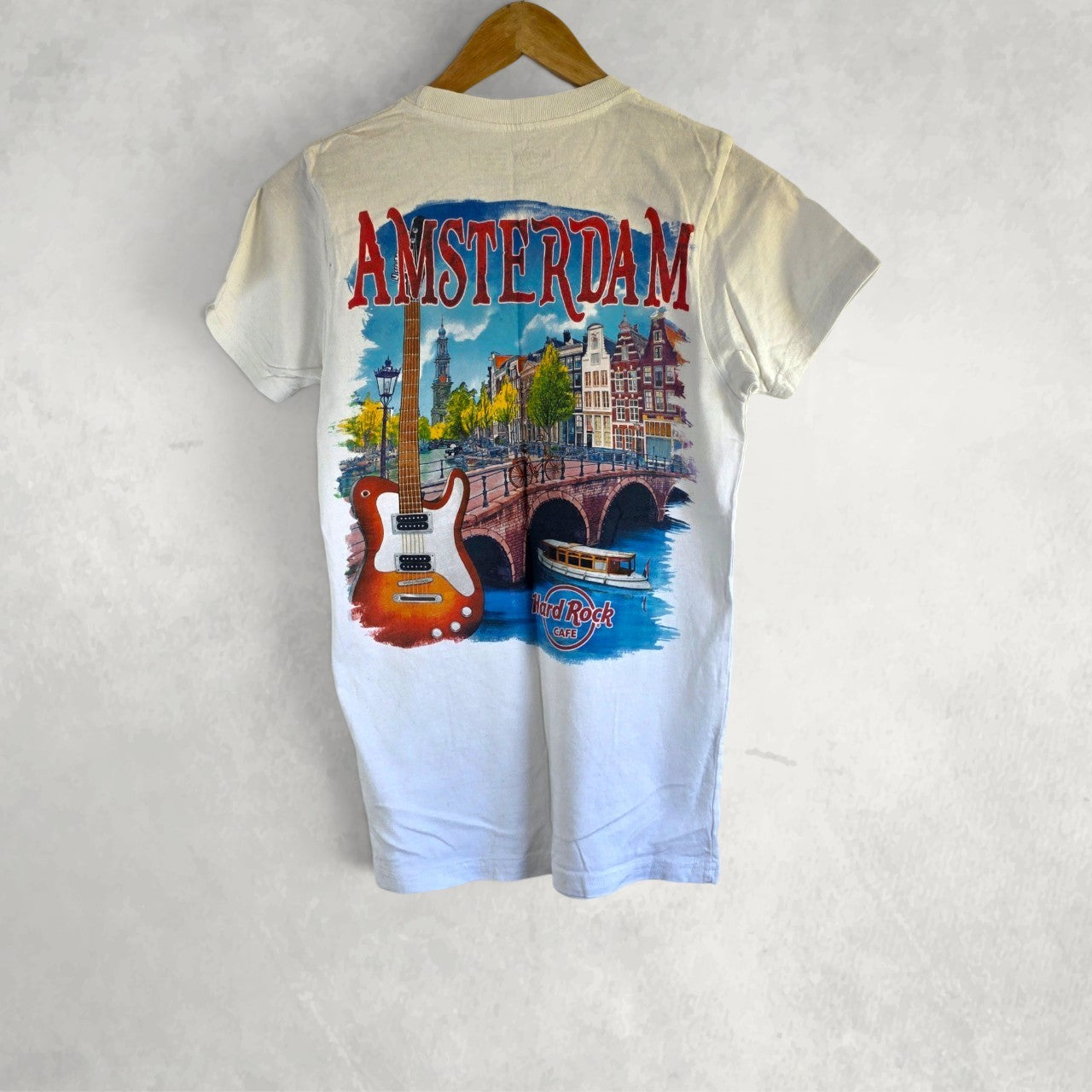 Hard Rock Cafe Amsterdam T Shirt White XS Travel Tourist Graphic Tee
