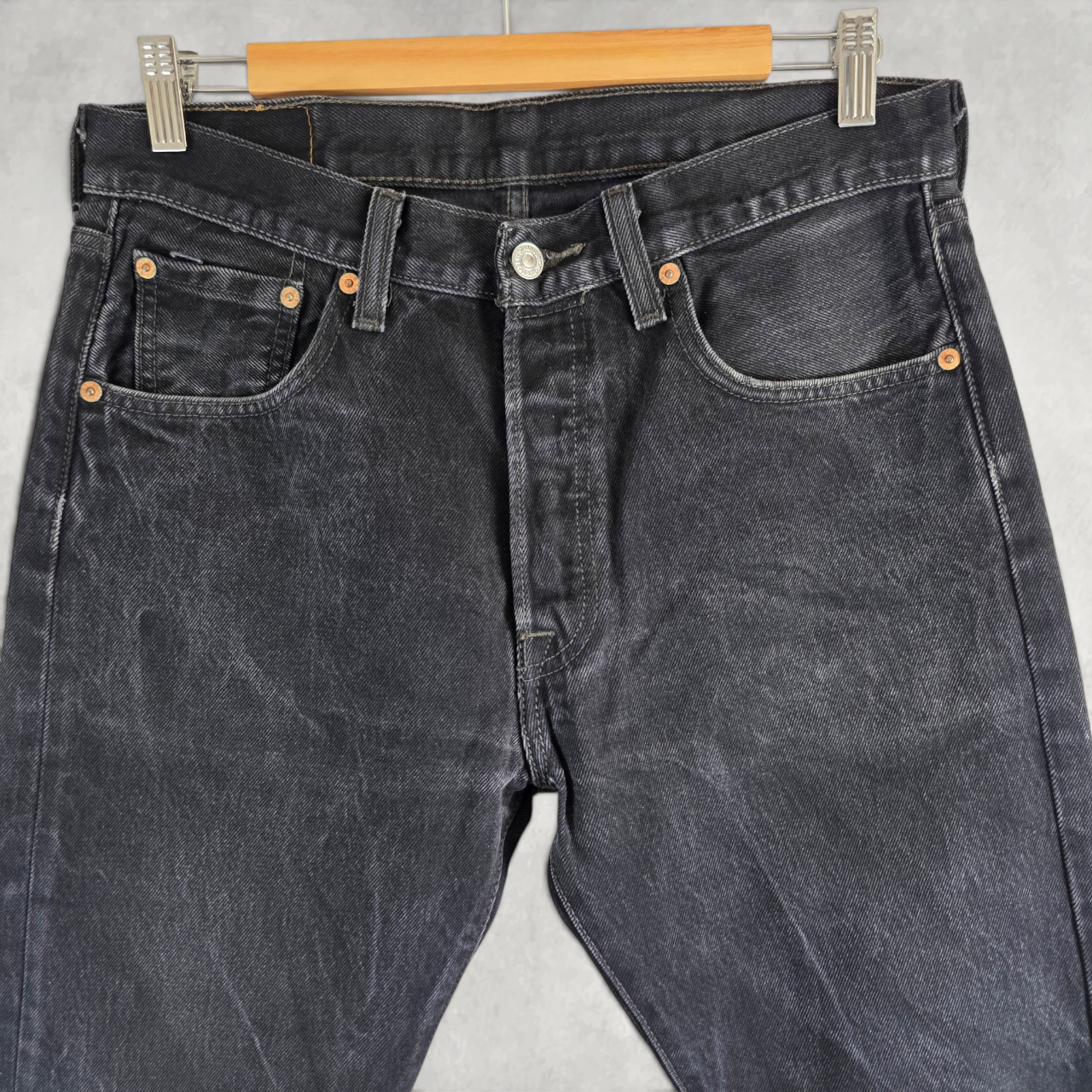 Levi’s 501 Jeans W32 L32 Black Straight Leg Button Fly Classic Denim