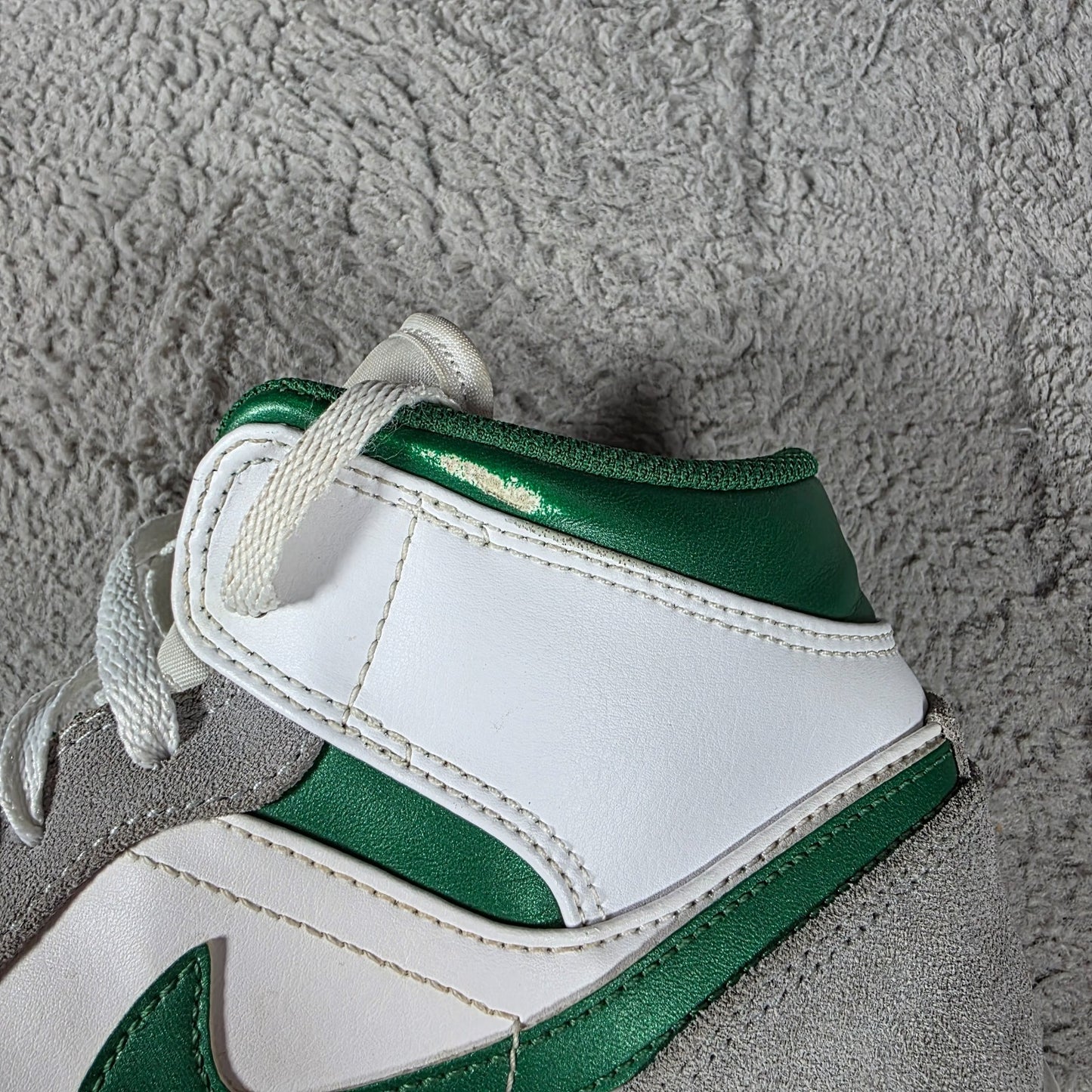 Nike Air Jordan 1 Mid SE UK 7 White Pine Green Smoke Grey DC7294-103