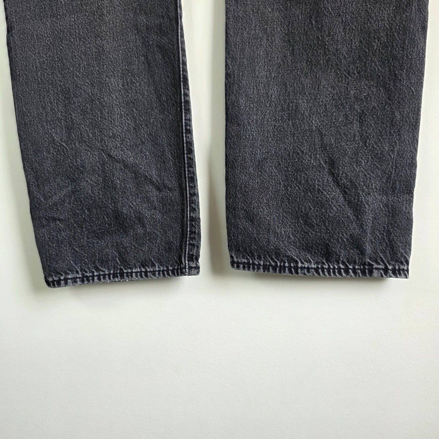 Levi's 501 Straight Leg Jeans W34 L32 Black Grey Denim Button Fly Cotton Men's