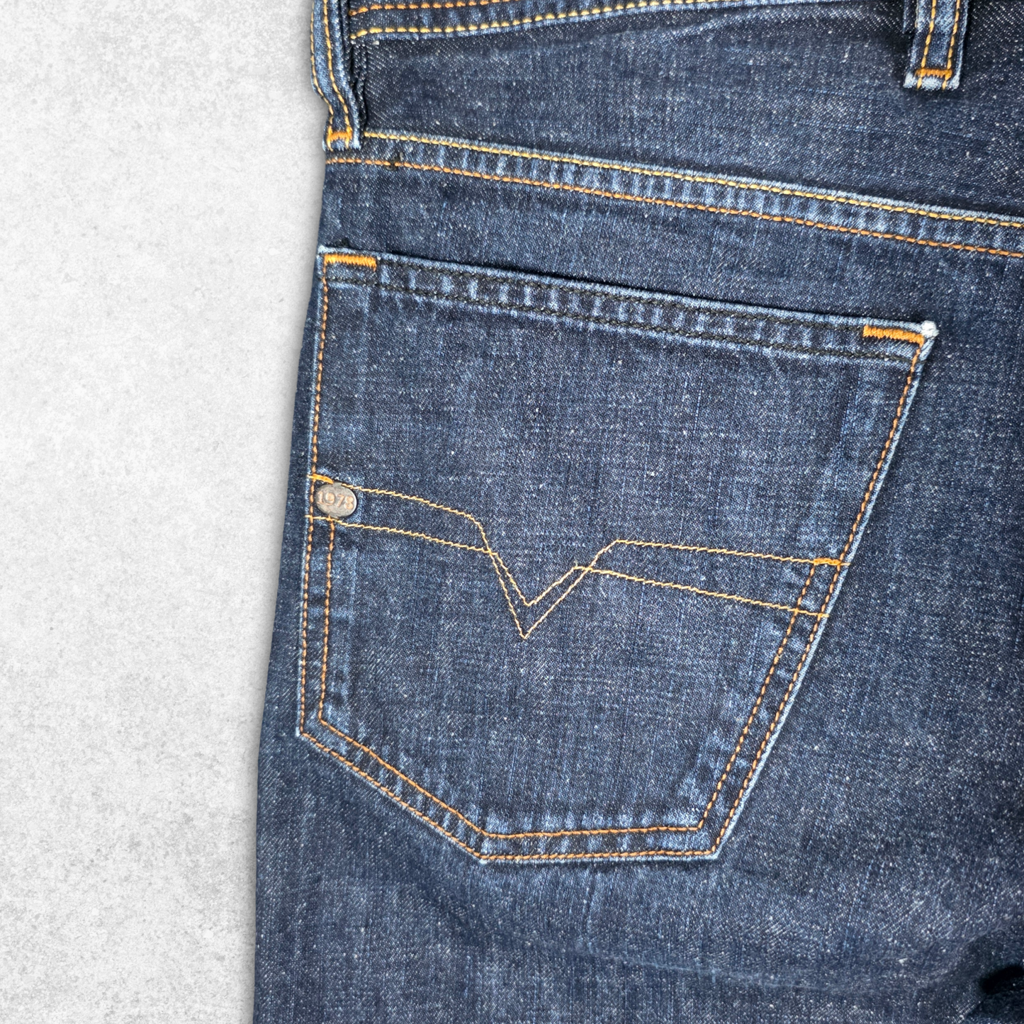 Diesel WAYKEE Straight Jeans W30 L30 Blue Denim Made in Italy Men’s RRP £150