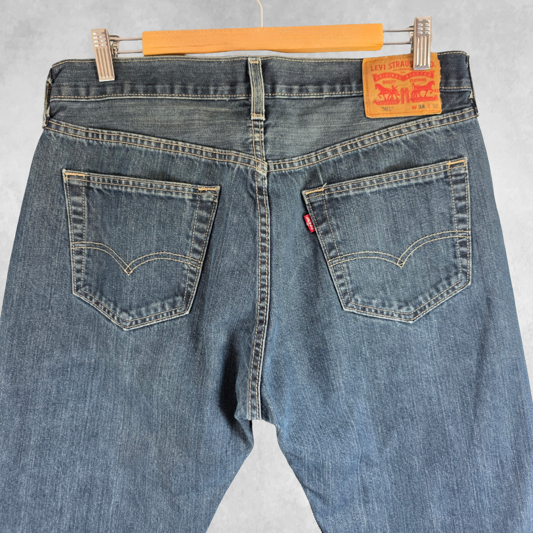 Levi’s 501 Jeans Men’s W33 L30 Blue Straight Leg Denim Button Fly