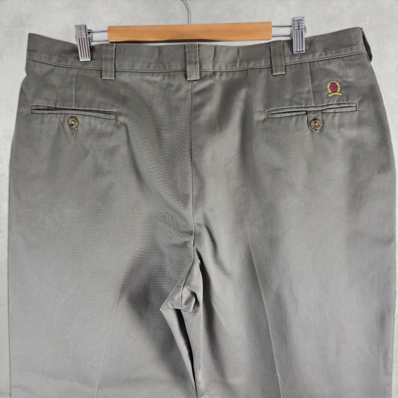 Vintage Tommy Hilfiger Pleated Chino Trousers W39 L29 Beige Preppy Old Money