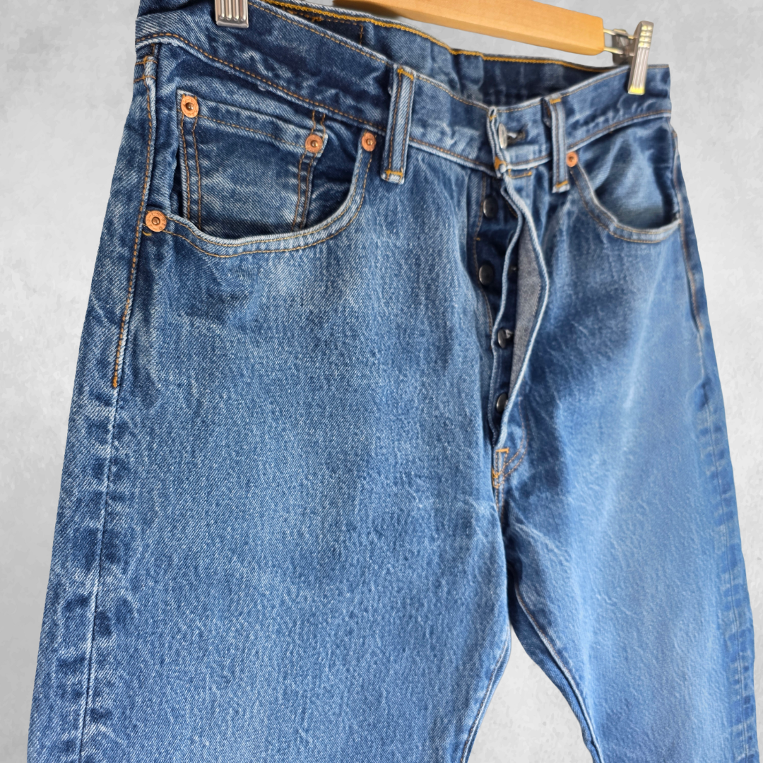 Levi’s 501 Jeans W32 L31 (W34 Tag) Men’s Blue Straight Fit Denim Button Fly