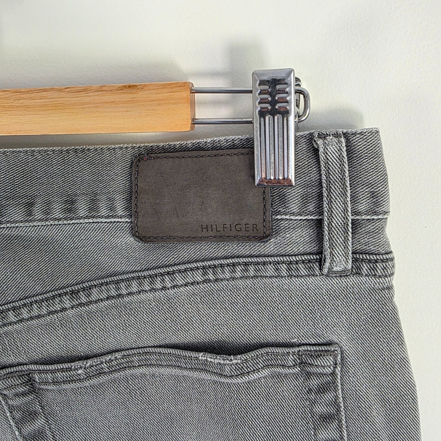 Tommy Hilfiger Mercer Jeans W32 L32 Grey Straight Fit Stretch Men's Denim