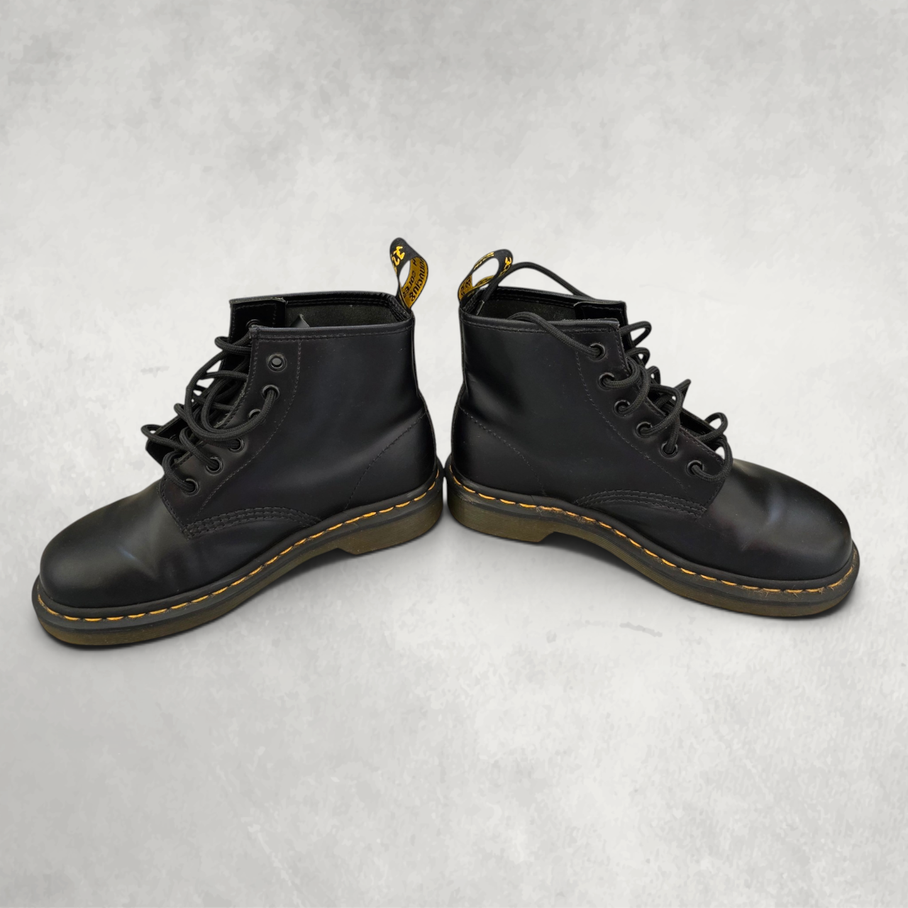 Dr Martens 101 YS Black Leather Boots UK 4 EU 37 Grunge Punk Alternative