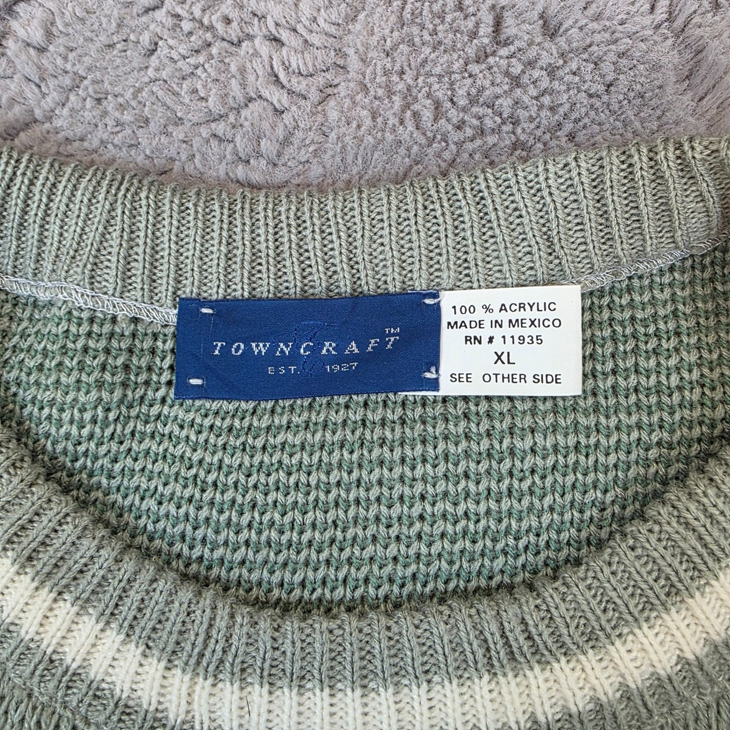 Vintage Towncraft Patterned Knit Sweater Men’s XL Retro Acrylic Jumper