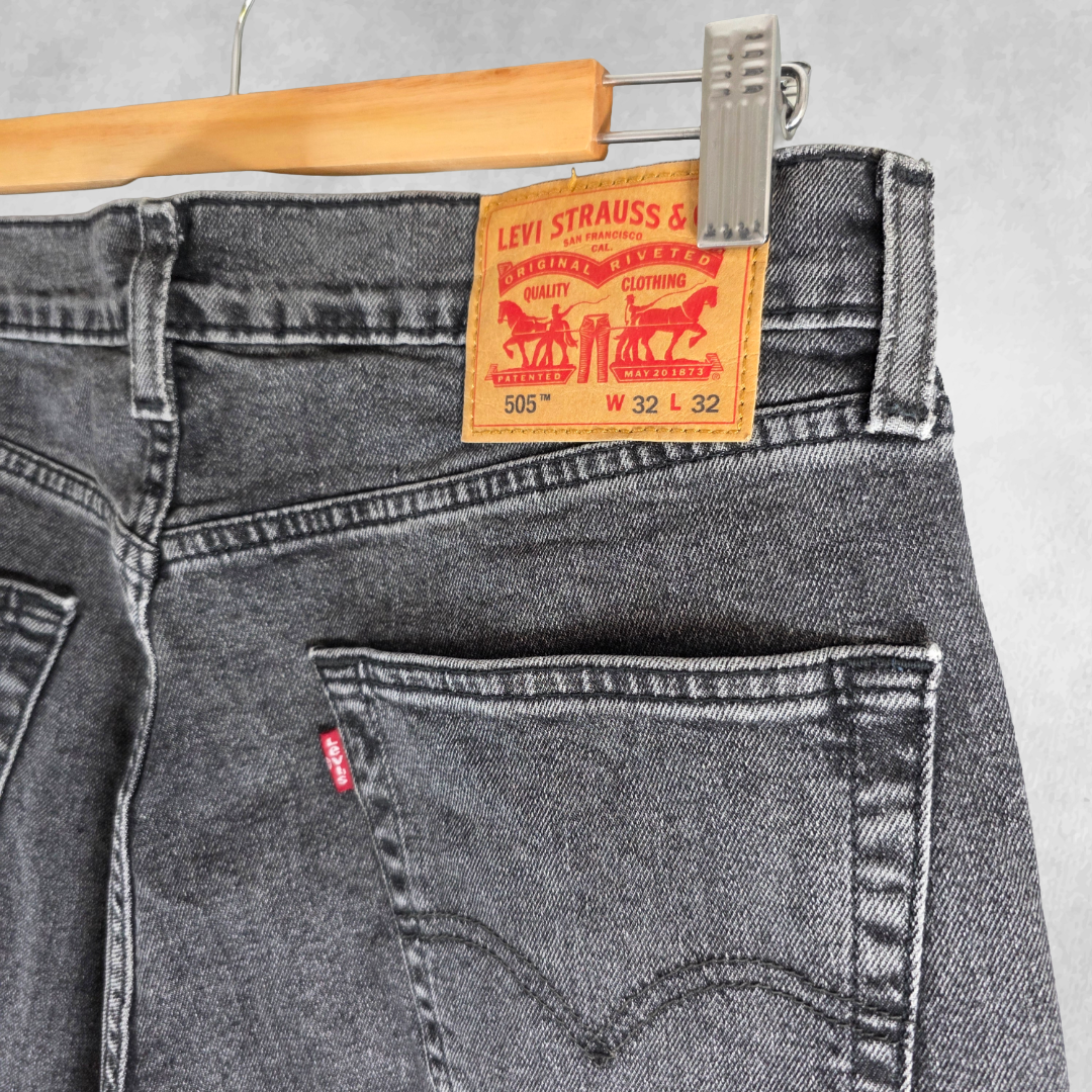 Levi’s 505 Straight Jeans Men’s W32 L32 Washed Black Denim Stretch Regular Fit