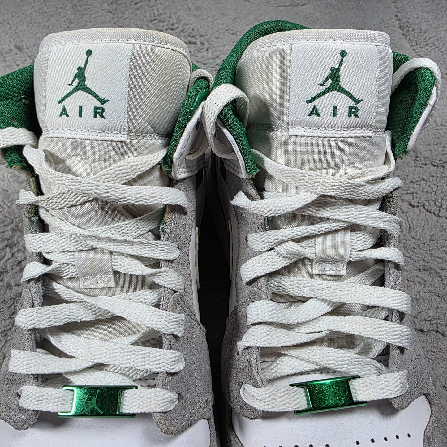 Nike Air Jordan 1 Mid SE UK 7 White Pine Green Smoke Grey DC7294-103