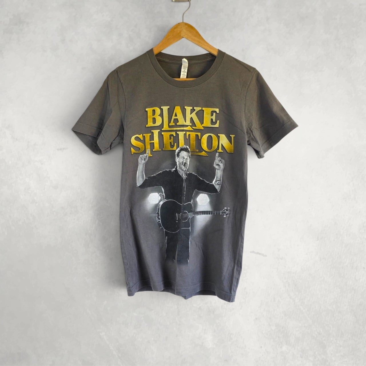 Blake Shelton 2017 Tour Graphic T Shirt Grey Small Country Music Tee