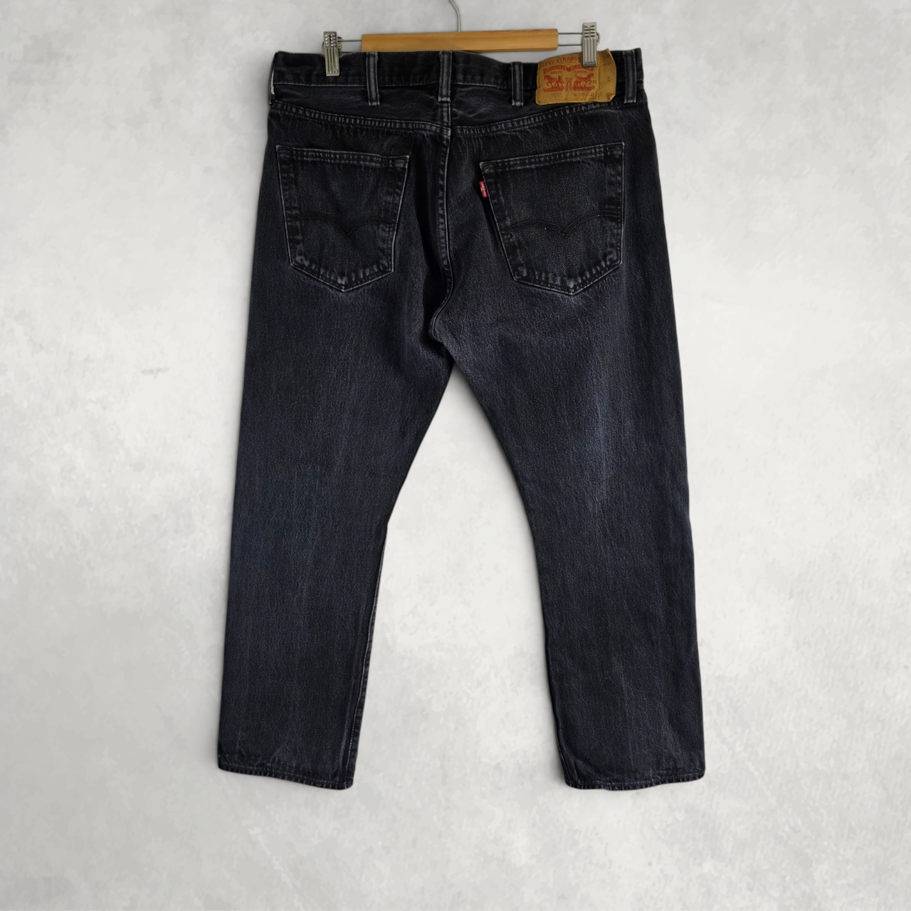 Levi’s 501 Jeans W36 (W38) L30 Black Straight Leg Button Fly Classic Denim