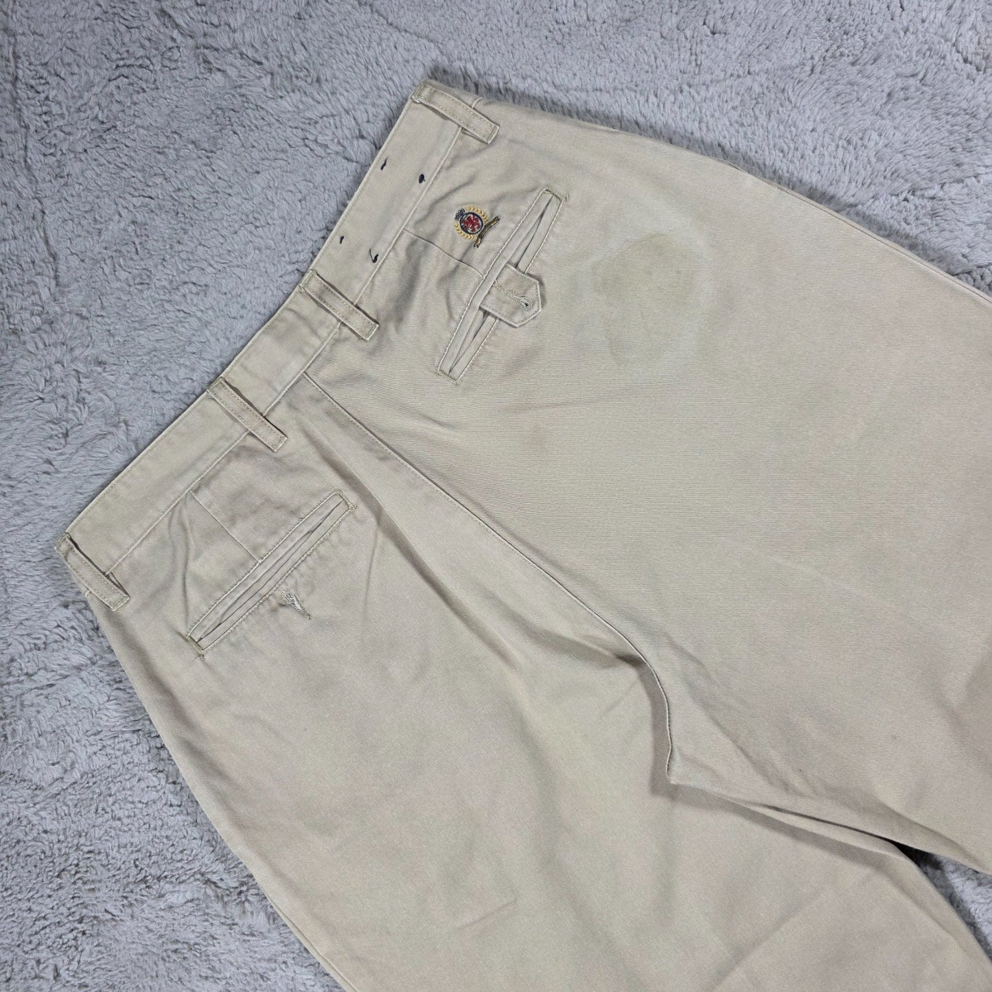 Vintage Tommy Hilfiger Pleated Chinos Beige Straight Fit Men’s W33 L25