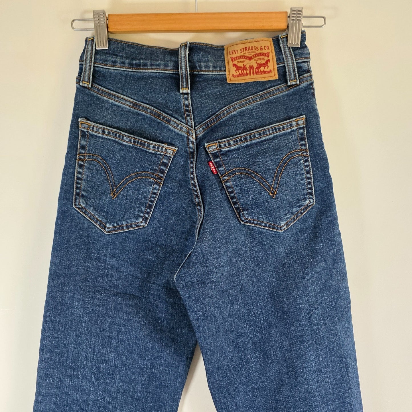 Levi's Ribcage Straight Jeans Women's W24 L30 Blue High Rise Stretch Denim Butto