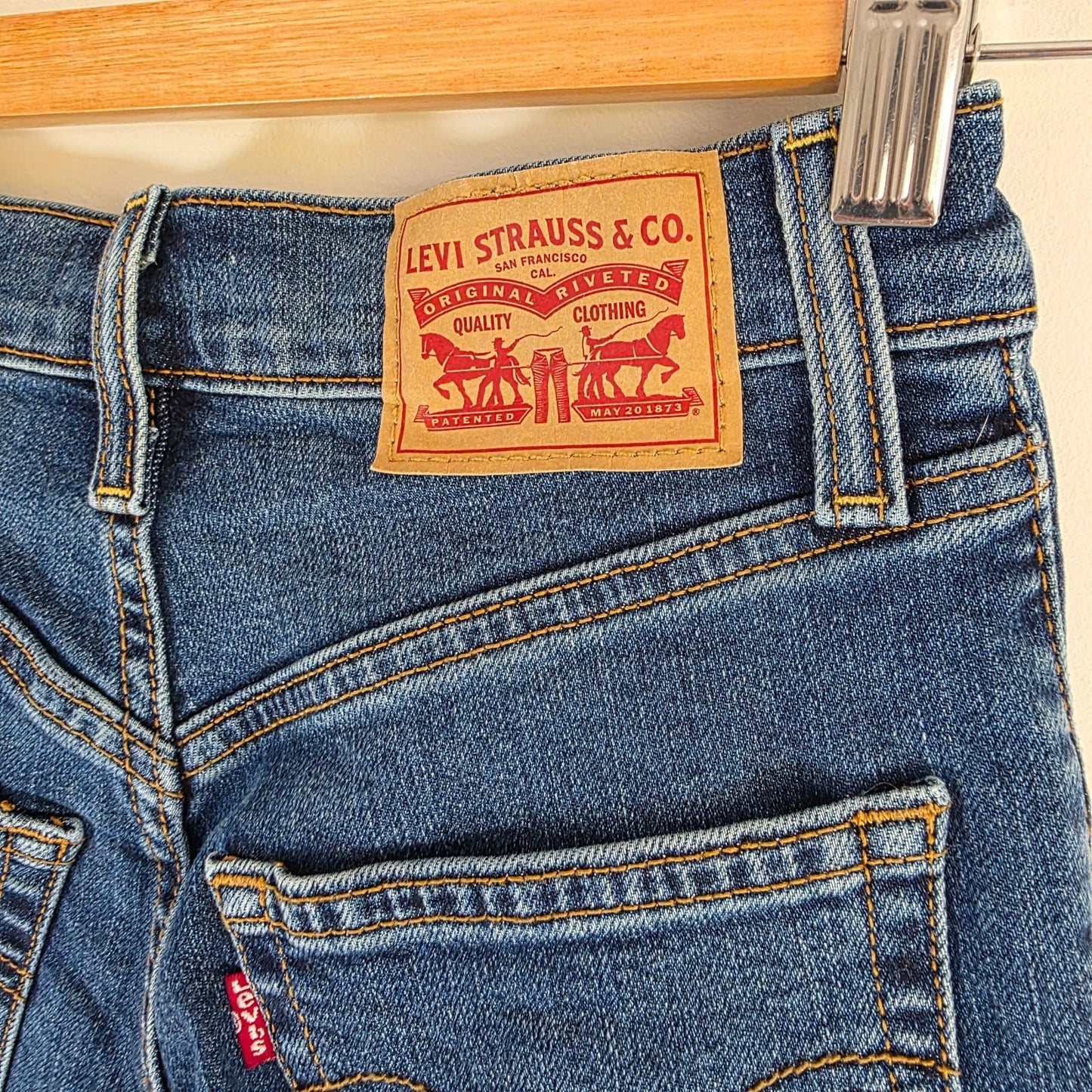 Levi's Ribcage Straight Jeans Women's W24 L30 Blue High Rise Stretch Denim Butto