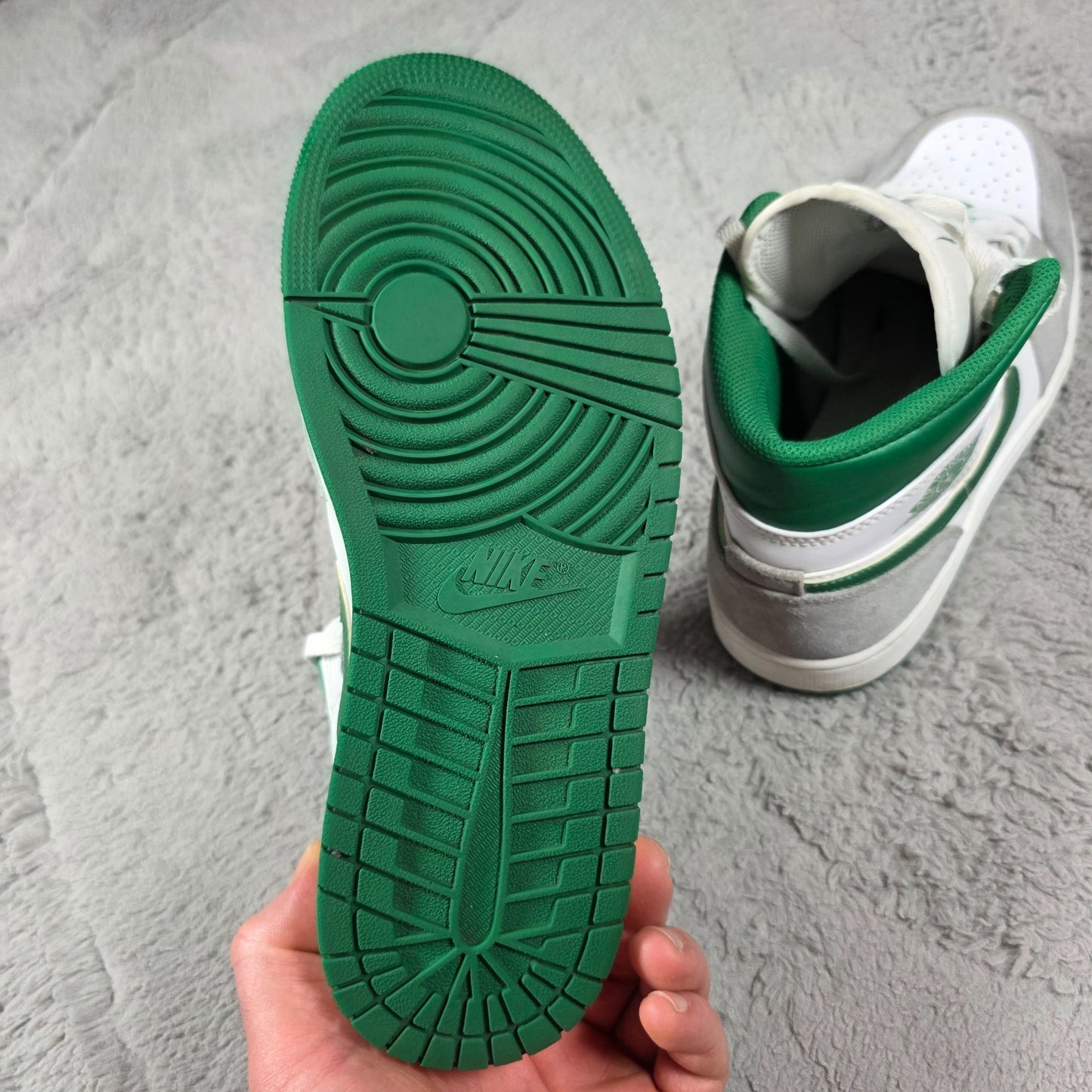 Nike Air Jordan 1 Mid SE UK 7 White Pine Green Smoke Grey DC7294-103