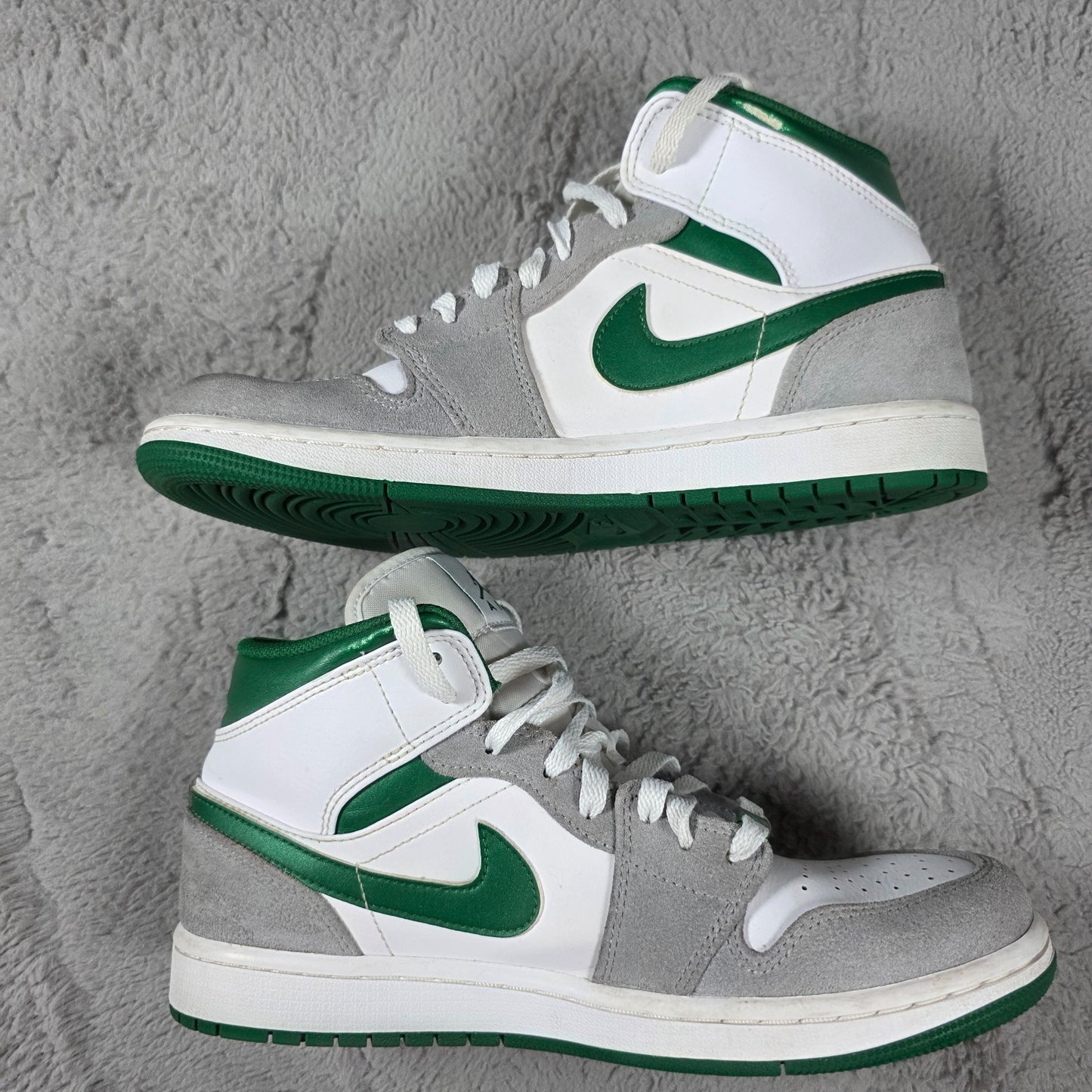 Nike Air Jordan 1 Mid SE UK 7 White Pine Green Smoke Grey DC7294-103
