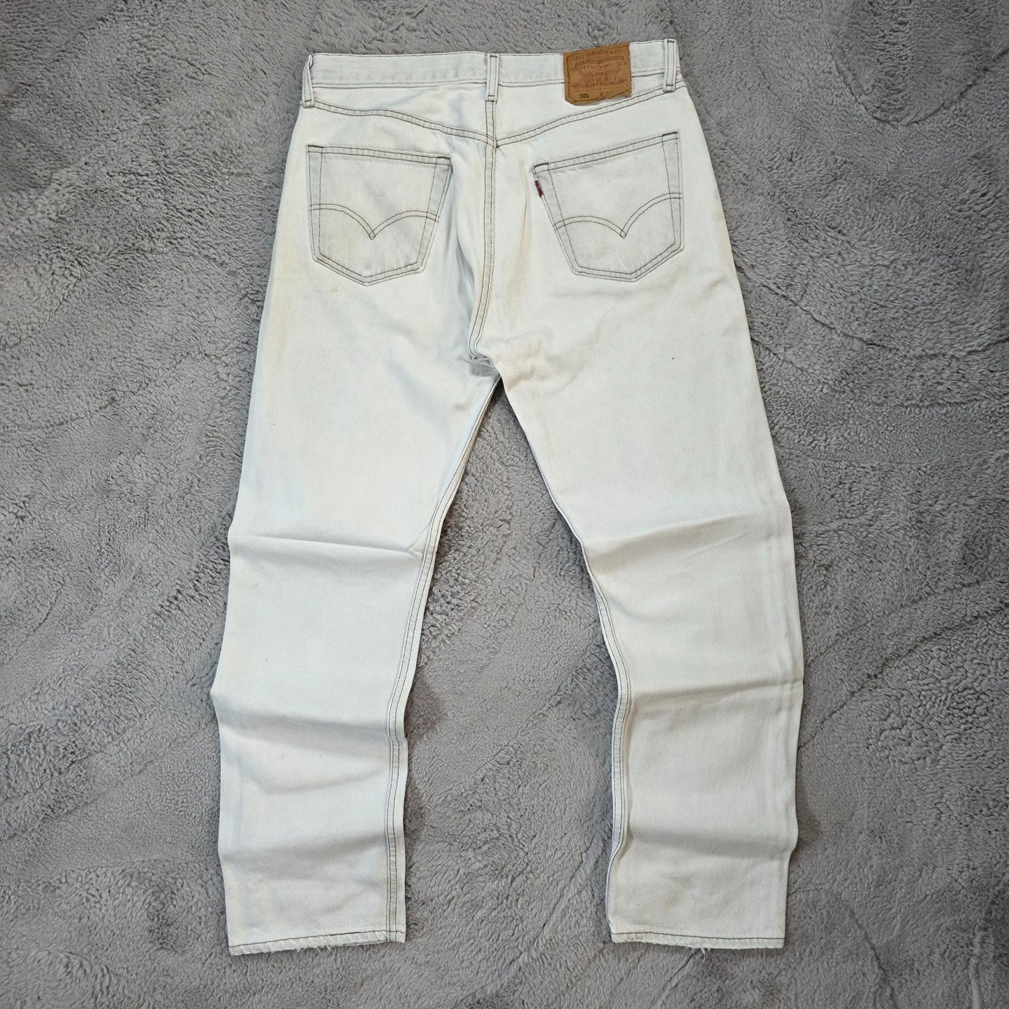 Levi’s 501 USA Made White Straight Jeans W34 L32 Distressed / Paint Marks