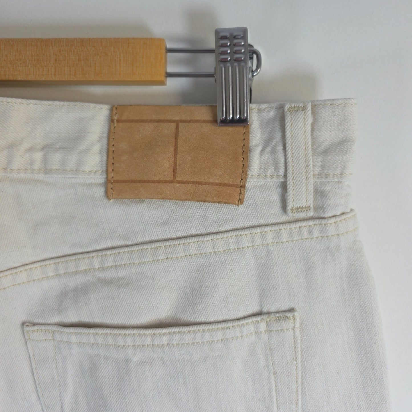 Tommy Hilfiger Slim Straight Jeans Men’s W34 L31 (W34 L32 Tag) White Denim