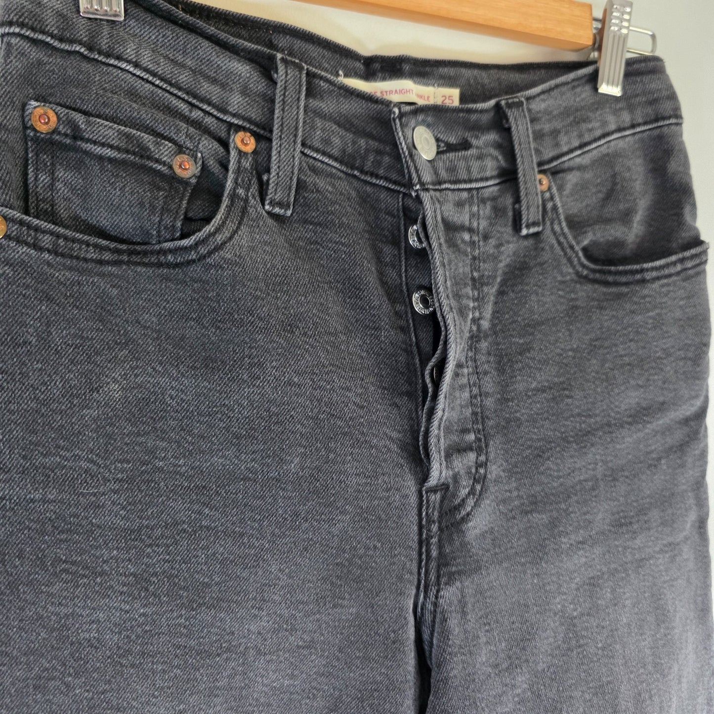 Levi's Ribcage Straight Ankle Jeans Women's W25 L29 Black Grey High Rise Stretch