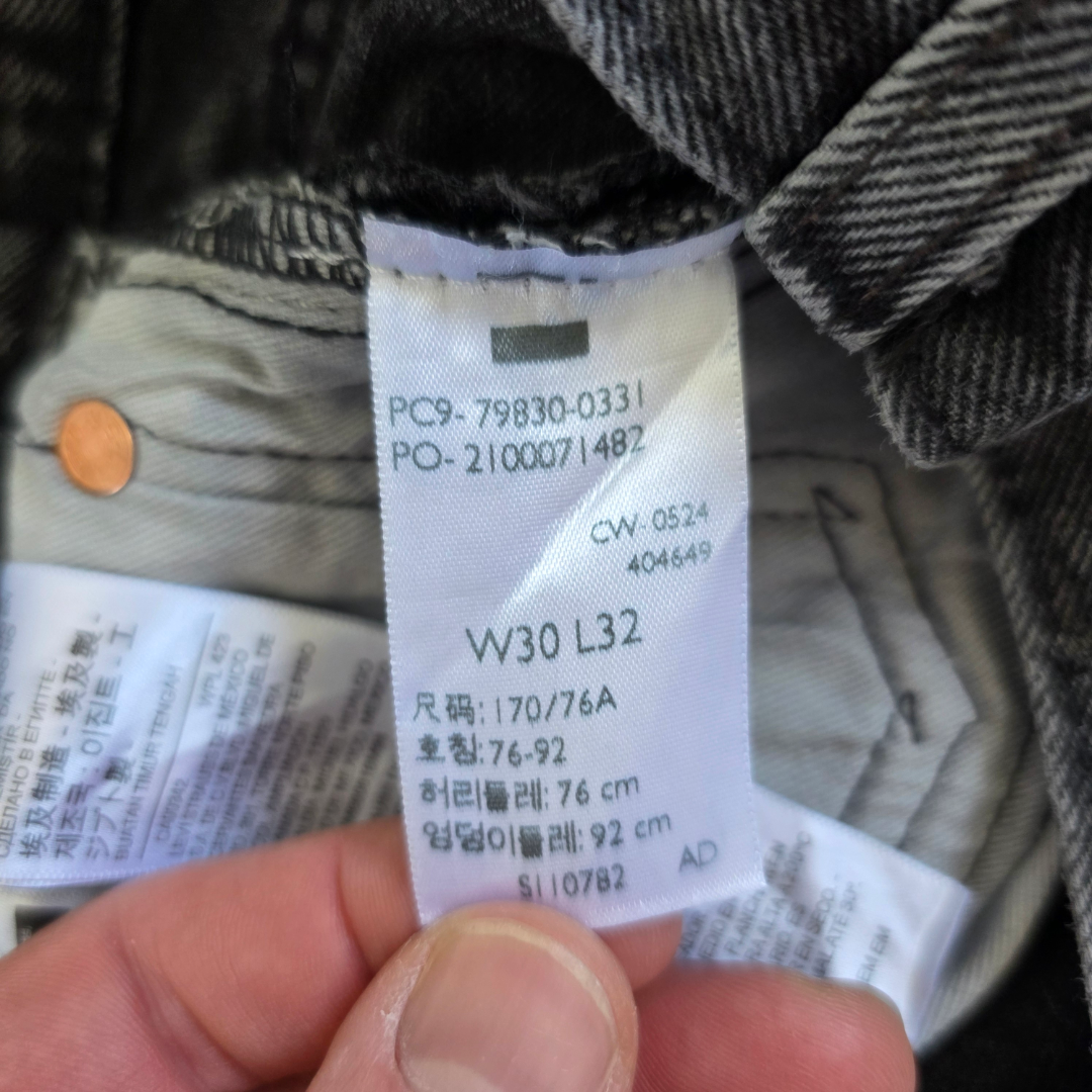 Levi’s 501 ‘93 Jeans Mens W29 L32 (Tagged W30) Black Straight Leg Button Fly