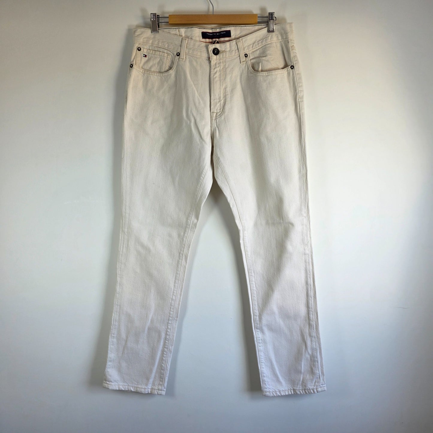 Tommy Hilfiger Slim Straight Jeans Men’s W34 L31 (W34 L32 Tag) White Denim