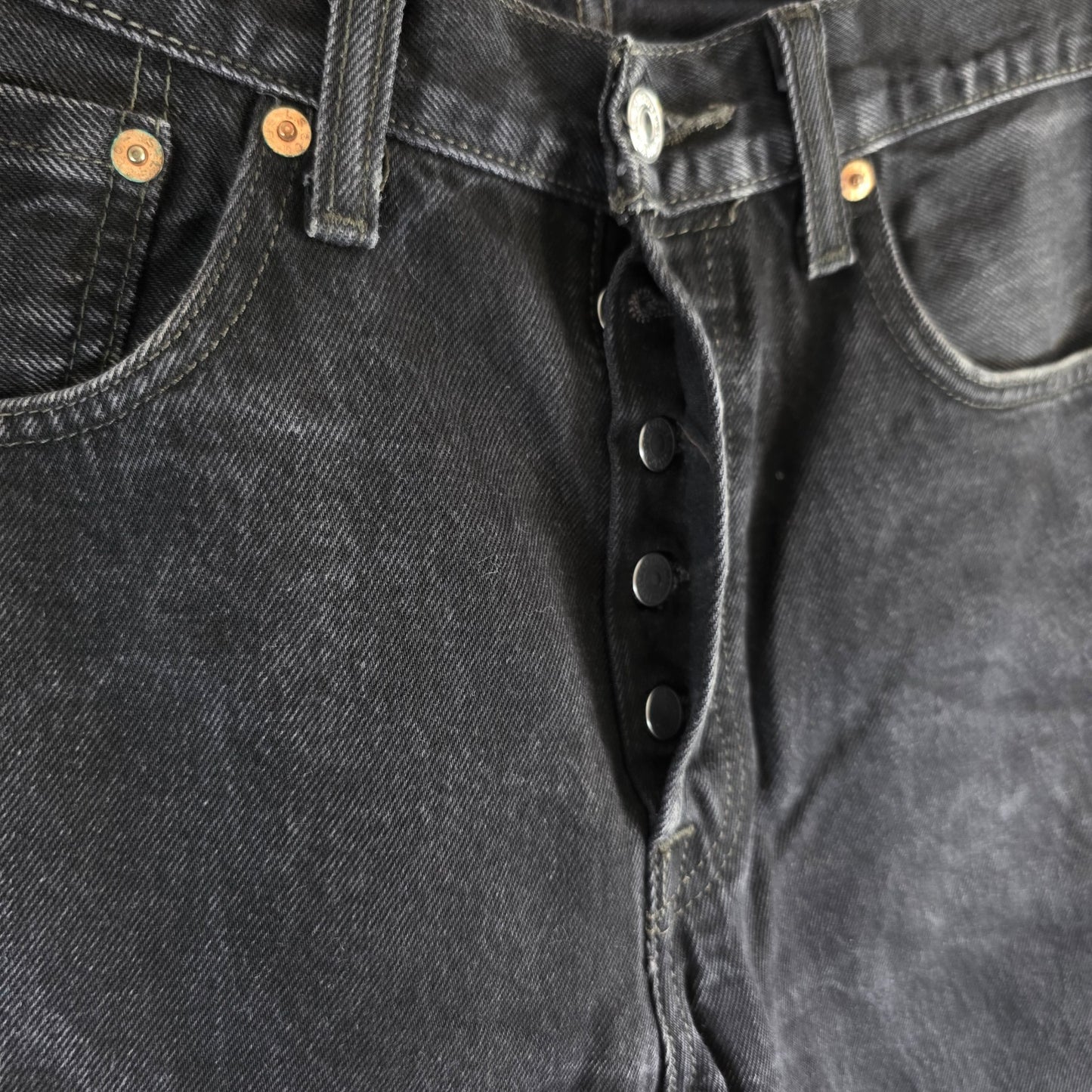 Levi’s 501 Jeans W32 L32 Black Straight Leg Button Fly Classic Denim