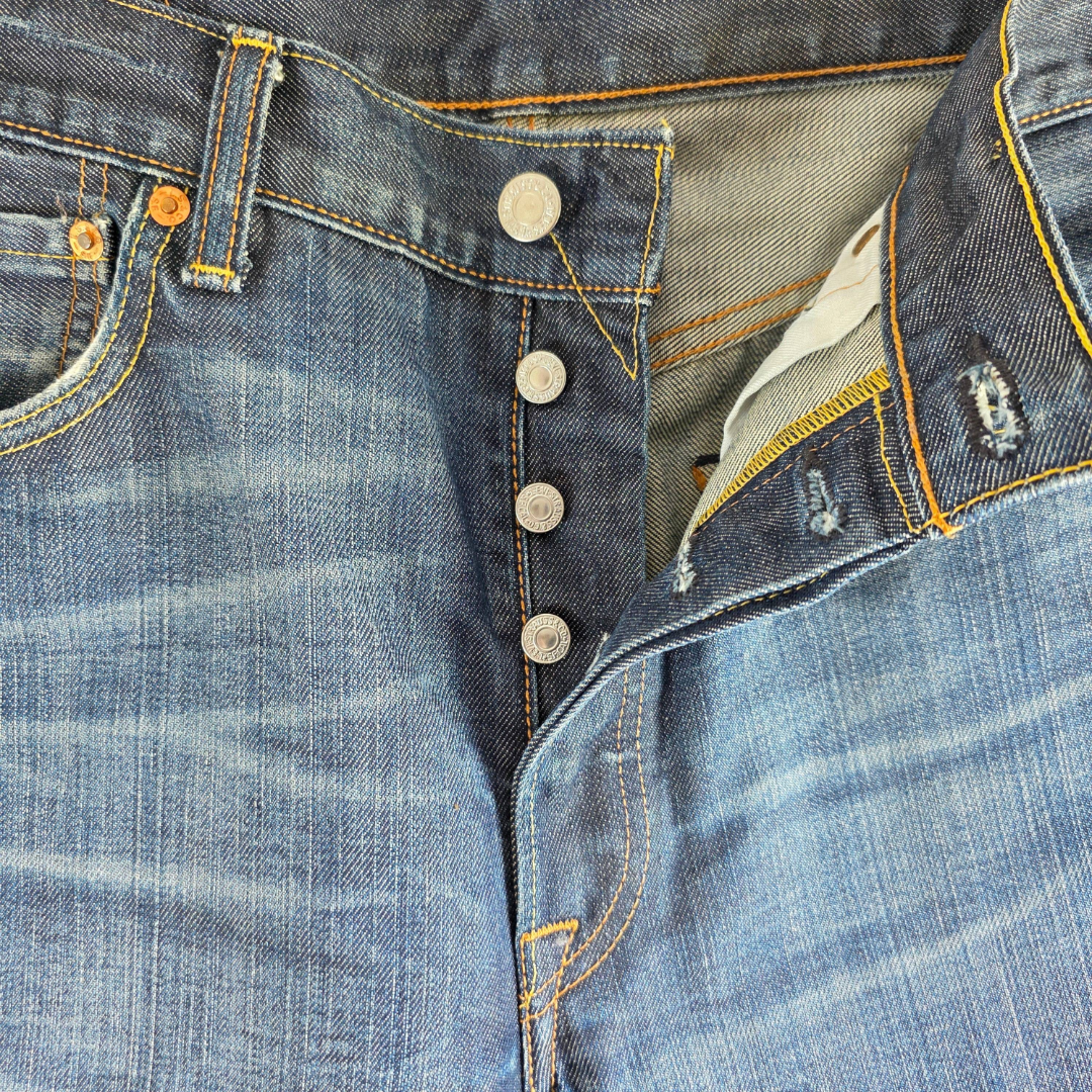 Levi’s 501 Jeans Mens W34 L30 (Tagged W34 L32) Blue Straight Leg Button Fly