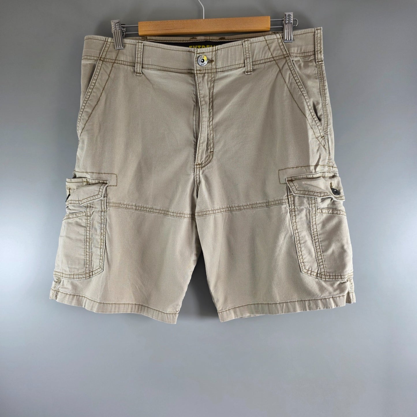 Lee Extreme Motion Cargo Shorts W34 Beige Stretch Utility Workwear Men’s